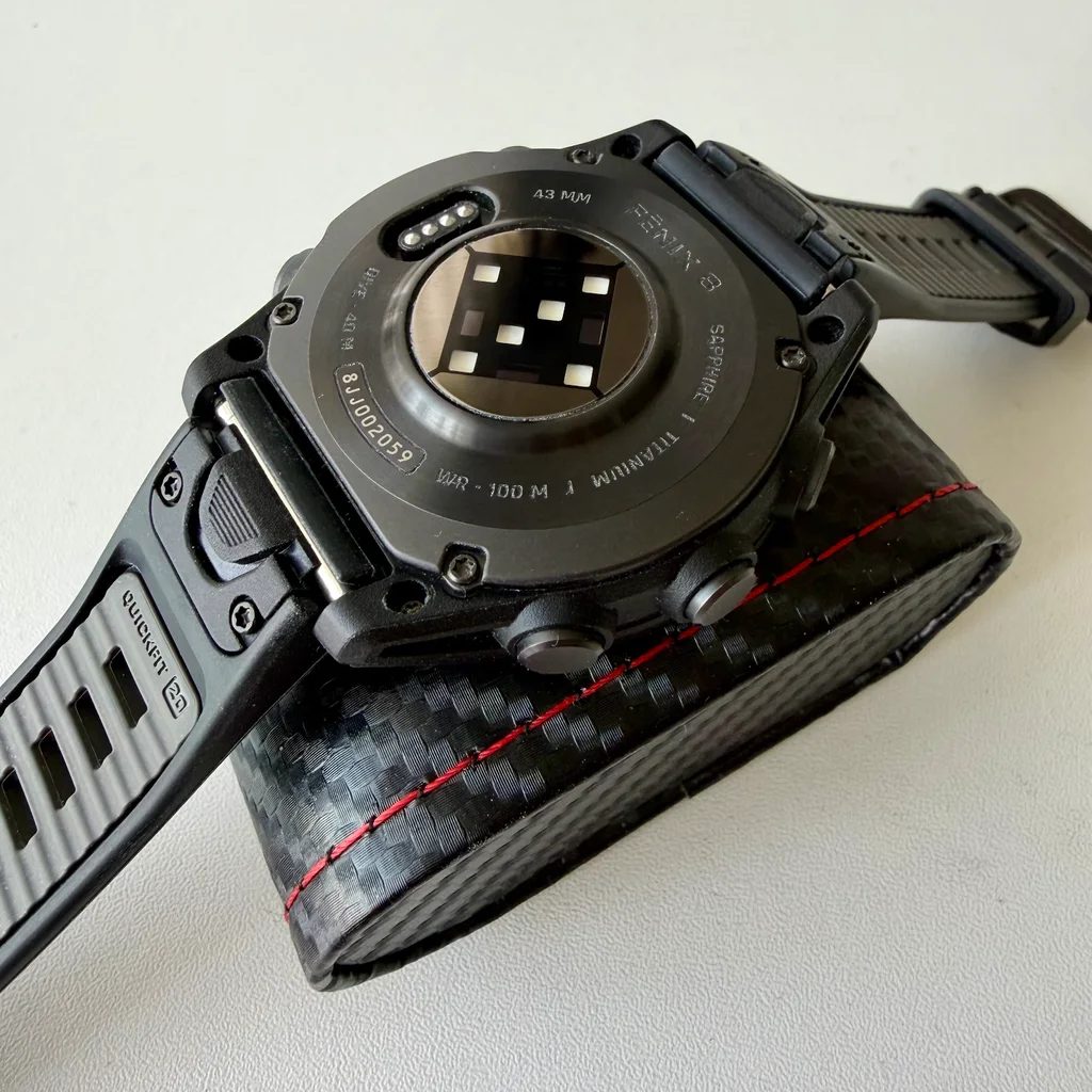 Garmin Fenix 8 43mm AMOLED photo 4