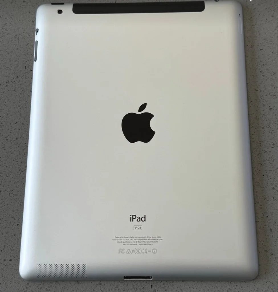 Apple iPad 2nd Generation 64GB WiFi + Cellular photo 3