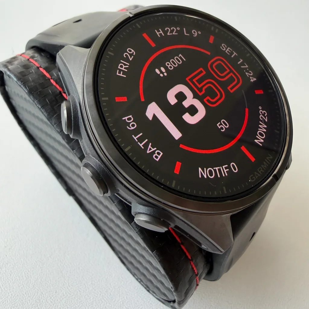 Garmin Fenix 8 43mm AMOLED photo 2