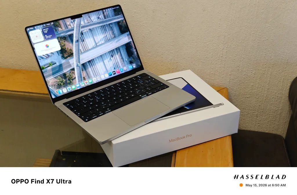 14-inch M1 Pro Liquid XDR Retina MacBook Pro — 16-GPU, 16GB RAM, 1TB SSD with Box photo 2